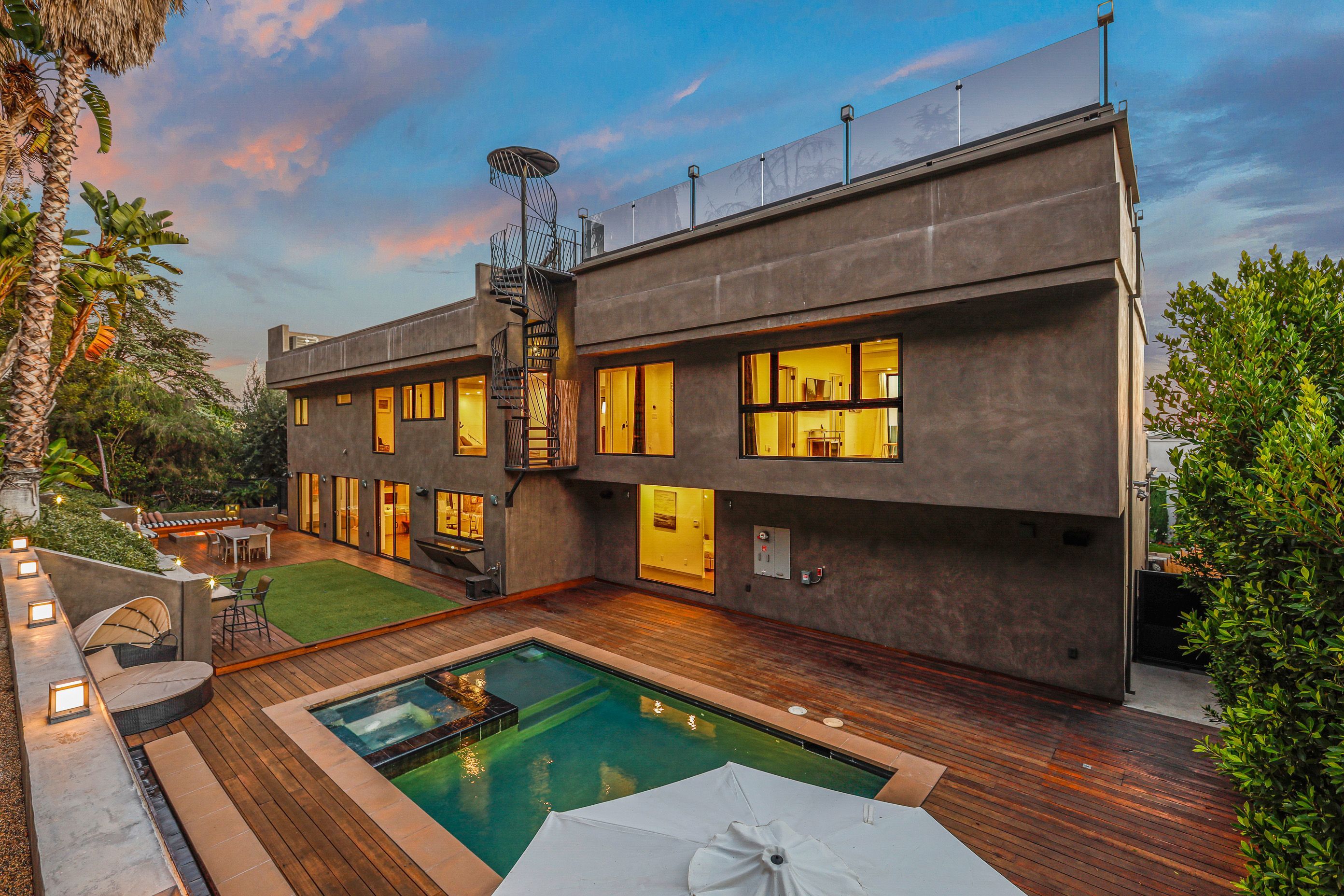 Rooftop Venue